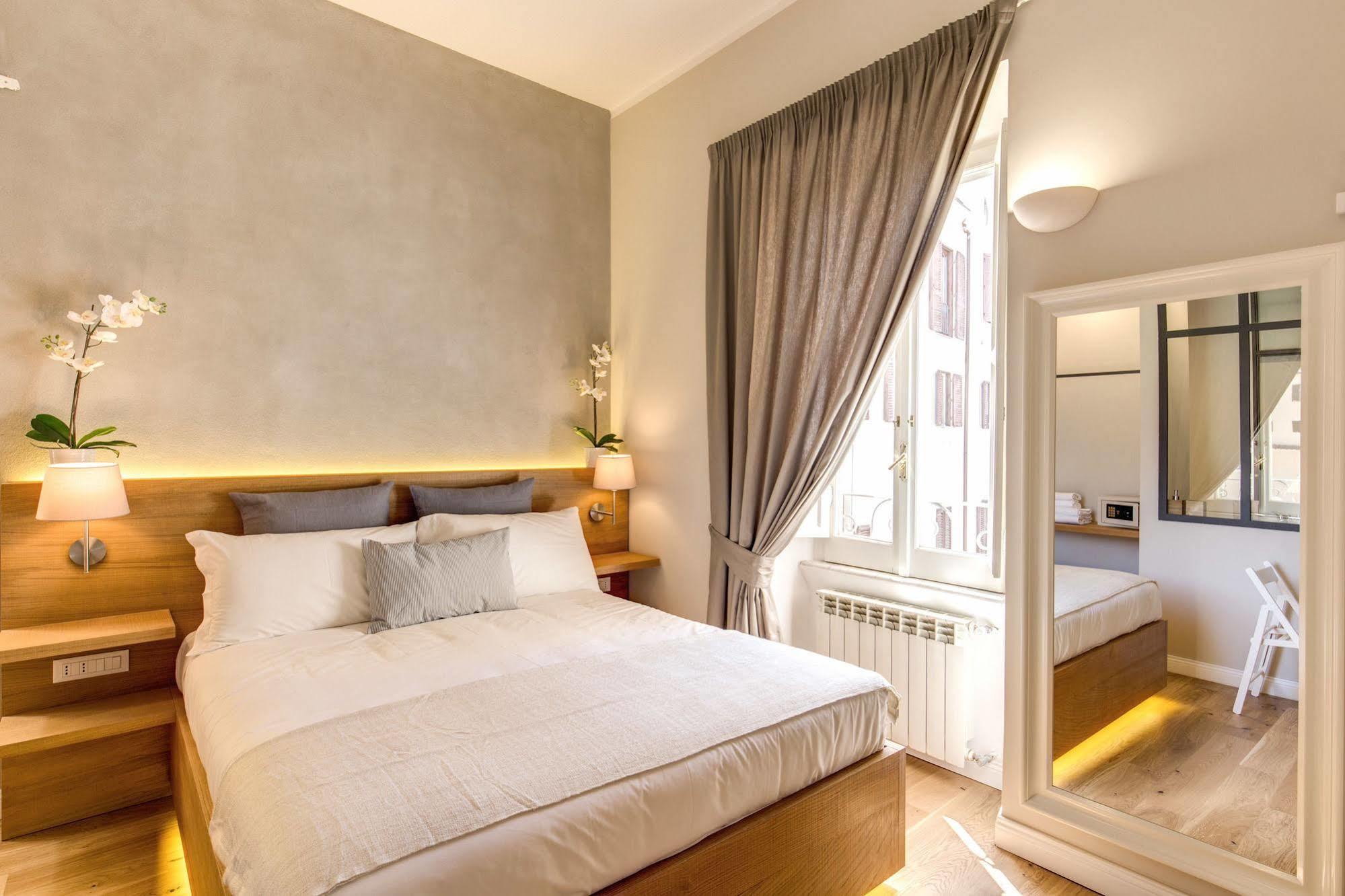 The Spanish Suite Campo De' Fiori Рим Екстериор снимка